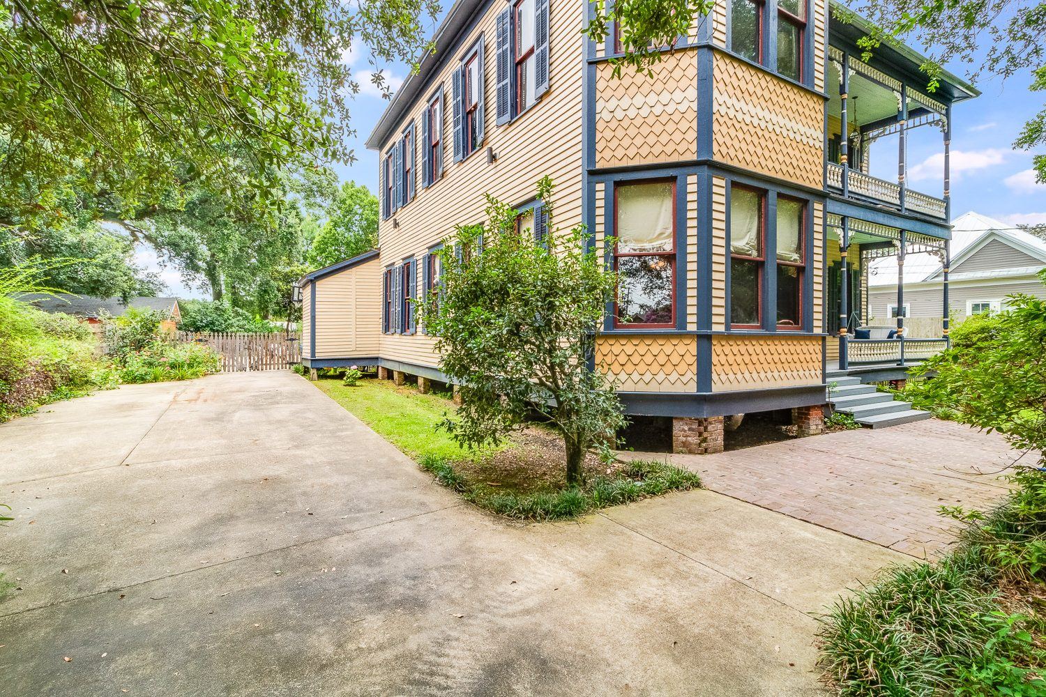 The Givens Townhouse